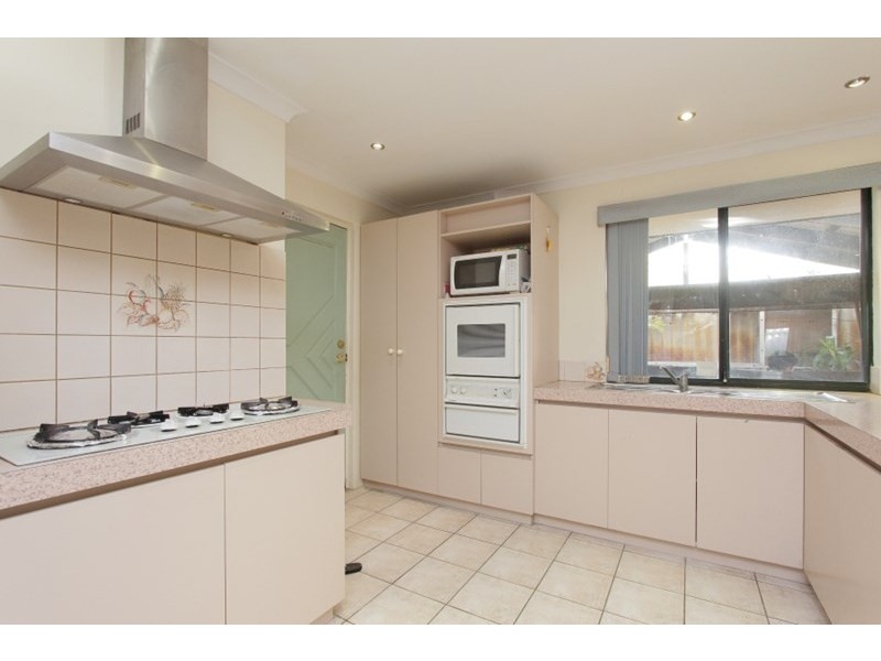 35 Ottawa Crescent, Beechboro WA 6063