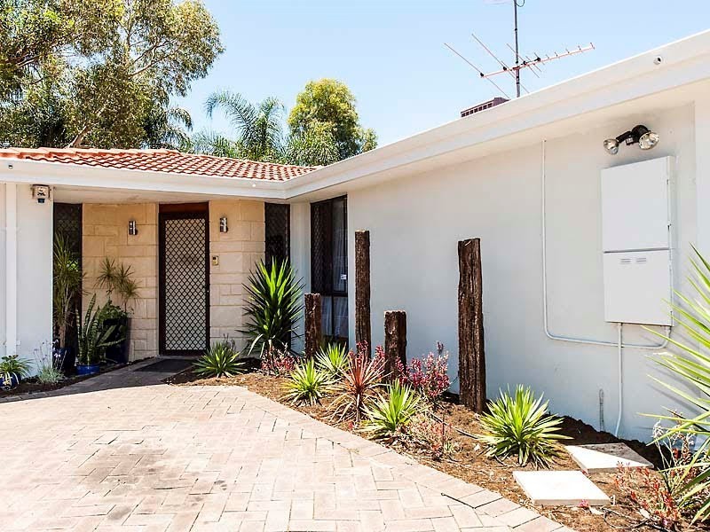 36 Salween Place, Beechboro WA 6063