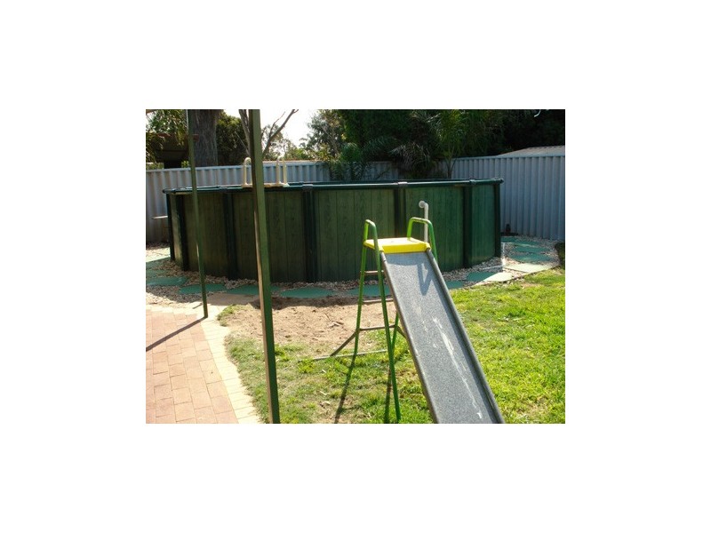 71 Scanlon Way, Lockridge WA 6054
