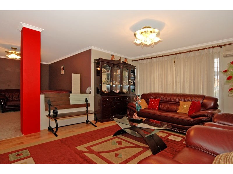 37 Yarrow Drive, Beechboro WA 6063