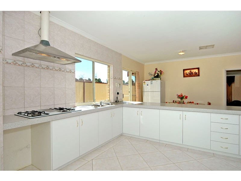 5 Fountain Terrace, Beechboro WA 6063