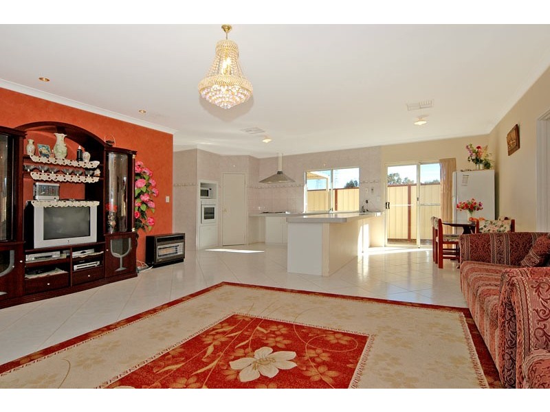 5 Fountain Terrace, Beechboro WA 6063