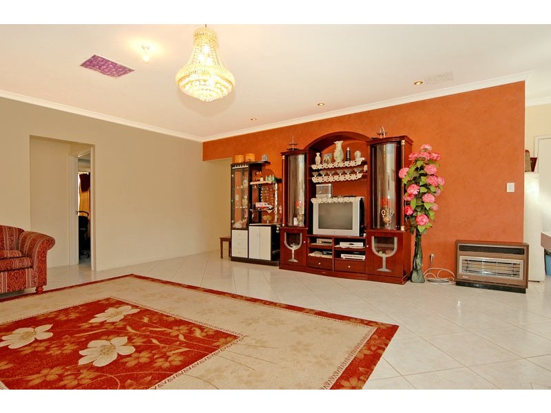 5 Fountain Terrace, Beechboro WA 6063