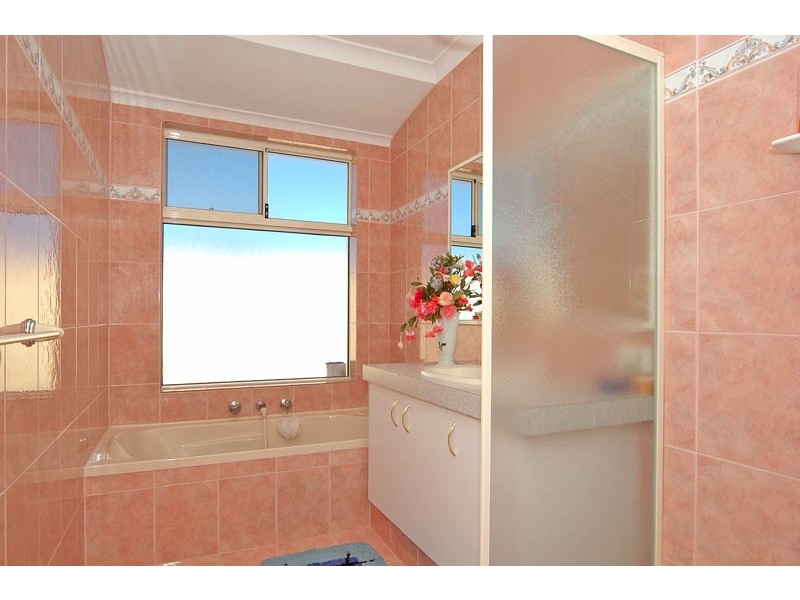 5 Fountain Terrace, Beechboro WA 6063