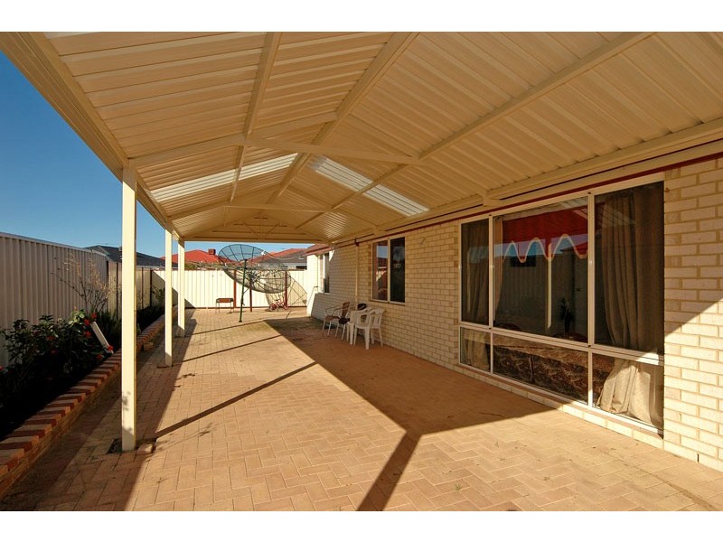 5 Fountain Terrace, Beechboro WA 6063