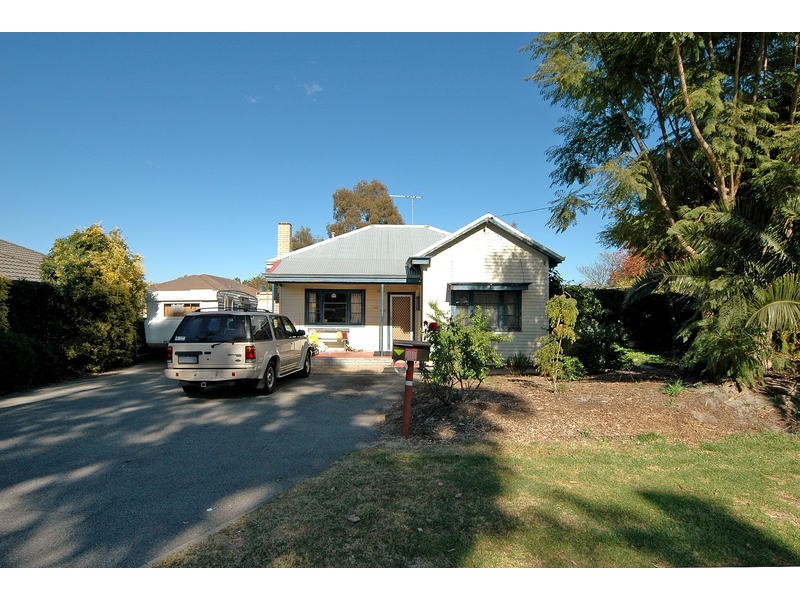 31 Clavering Road, Bayswater WA 6053