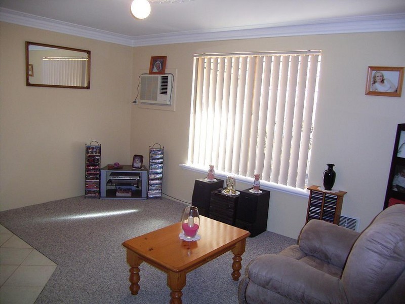 19 Tolbury Retreat, Kiara WA 6054