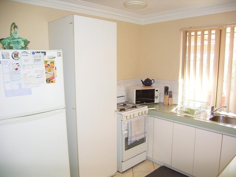 19 Tolbury Retreat, Kiara WA 6054