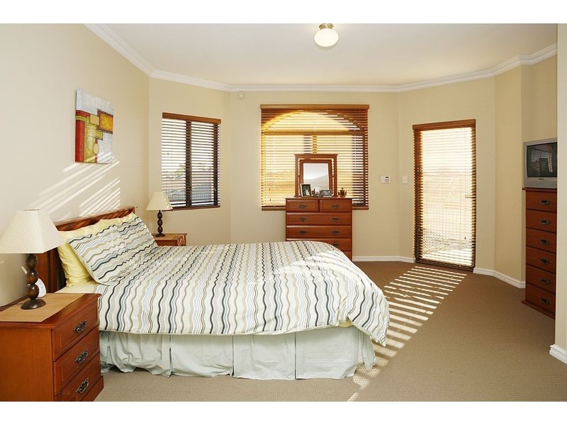 20 Shelduck Crescent, Beechboro WA 6063