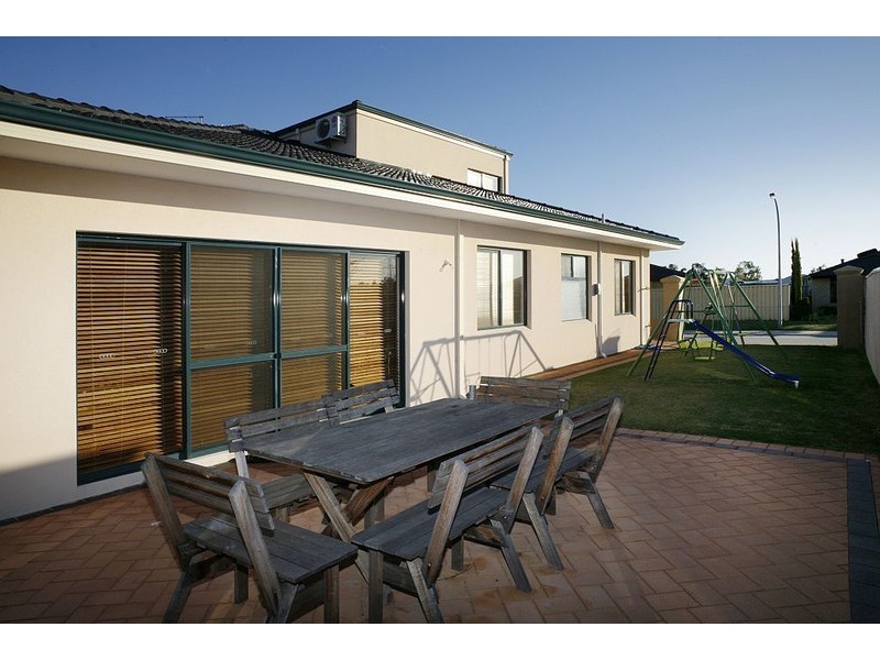 20 Shelduck Crescent, Beechboro WA 6063