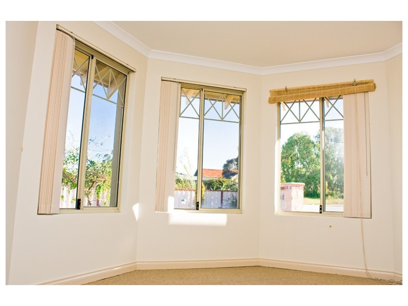 13a Claughton Way, Bassendean WA 6054