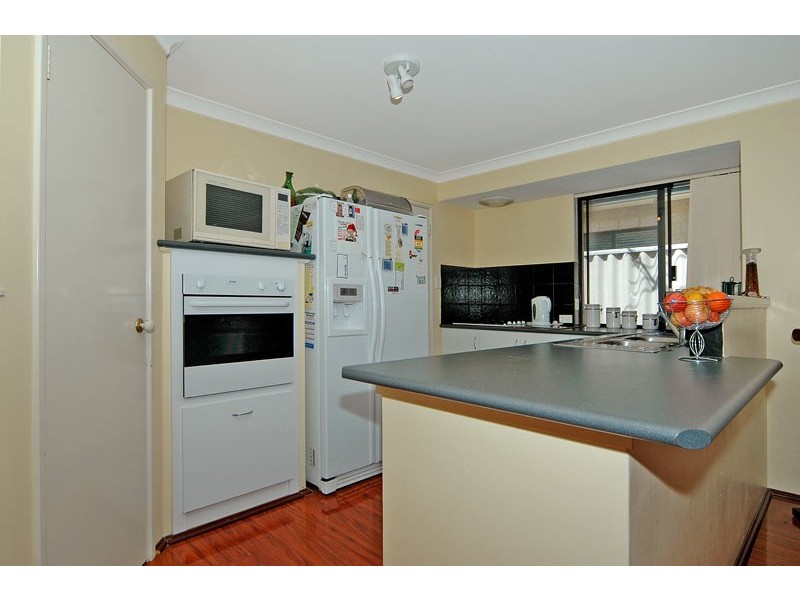 8 Camellia Way, Beechboro WA 6063