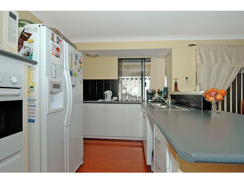 8 Camellia Way, Beechboro WA 6063