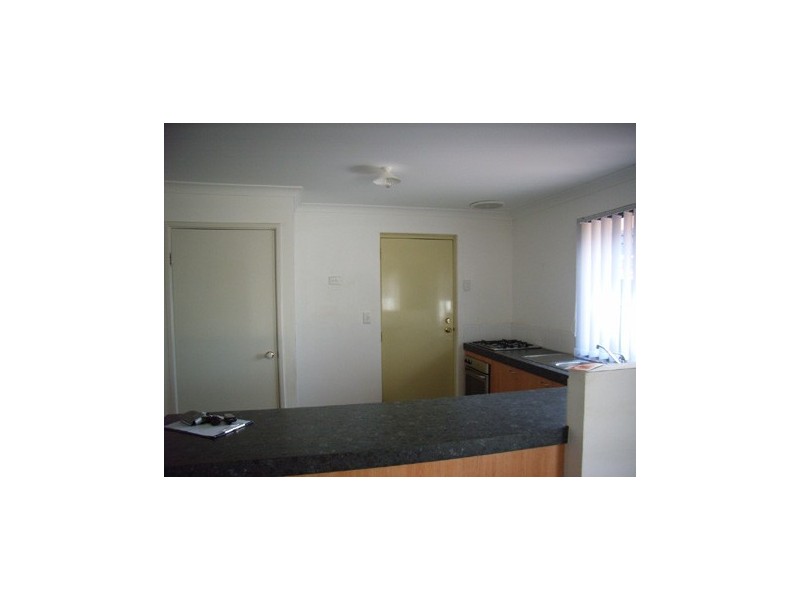 6 Grampian Way, Caversham WA 6055