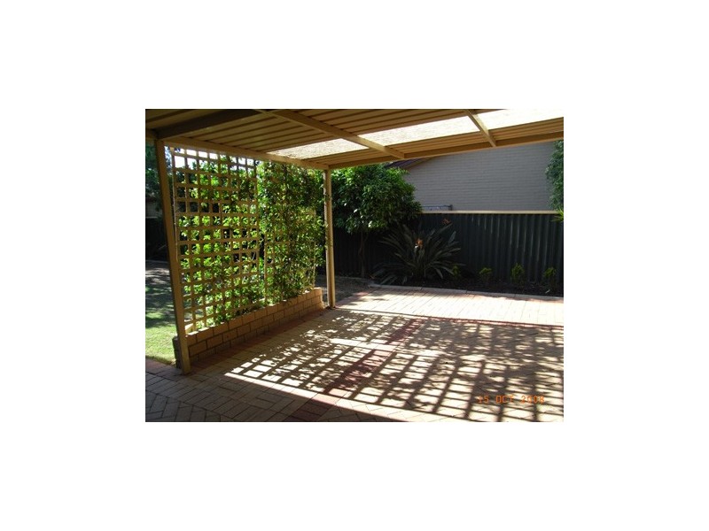 17 Cato Place, Lockridge WA 6054