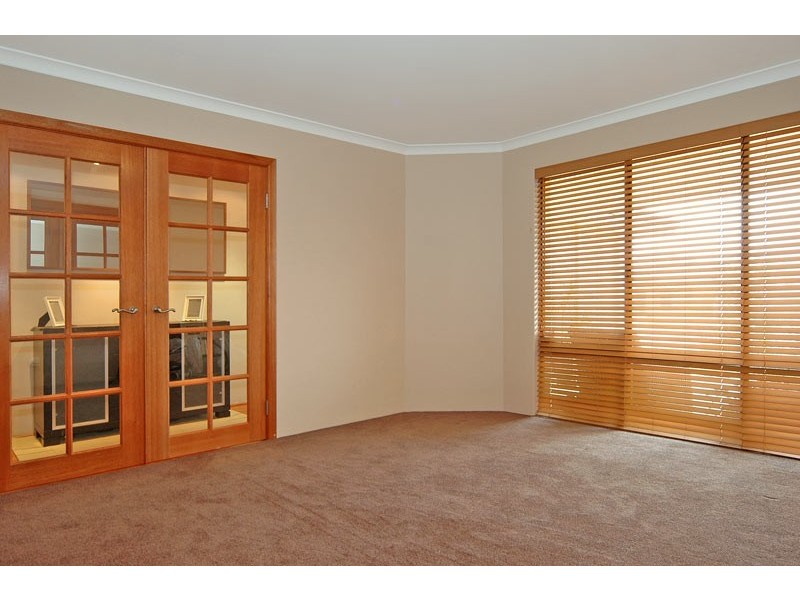 97 Bennett Springs Drive, Beechboro WA 6063