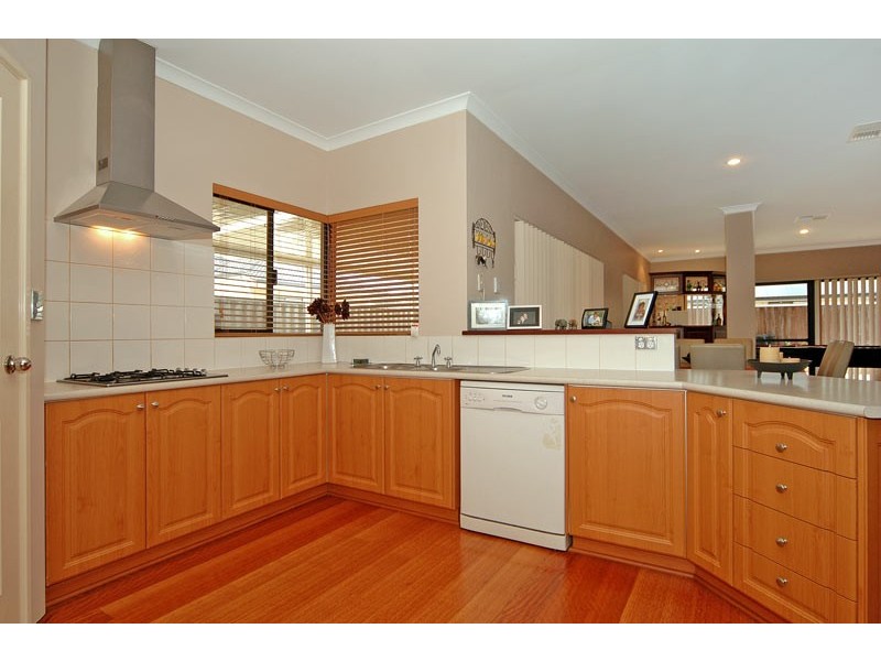 97 Bennett Springs Drive, Beechboro WA 6063