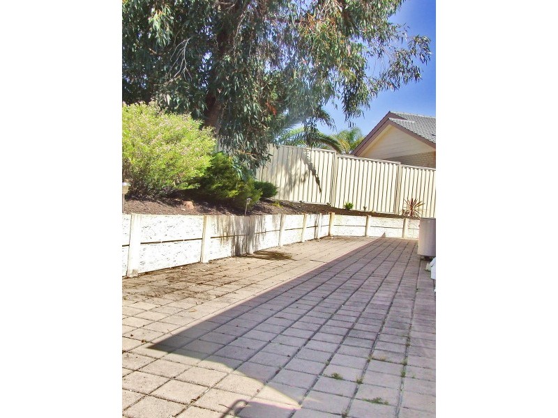 10 Mekong Place, Beechboro WA 6063