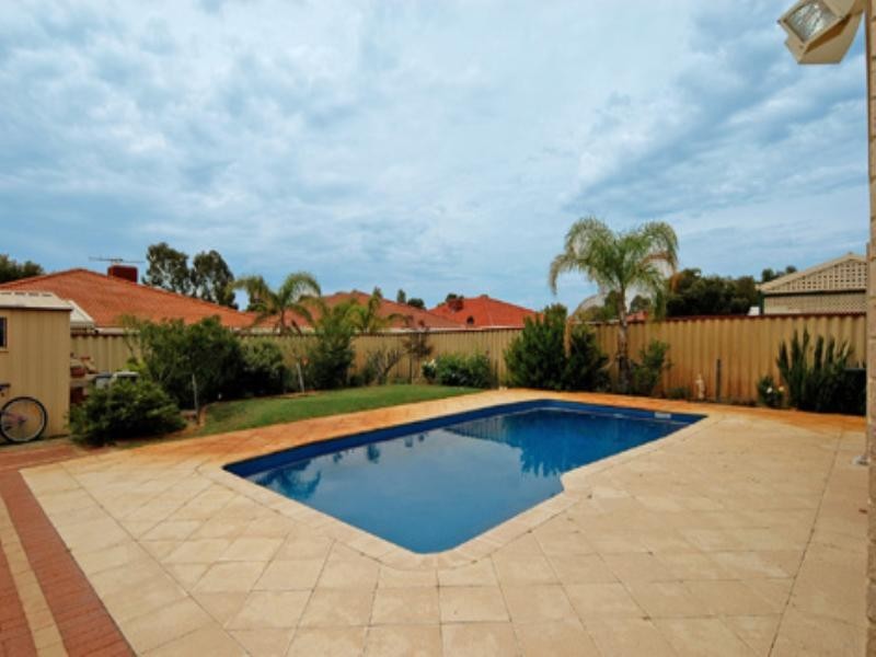 9 Tilley Lane, Ballajura WA 6066