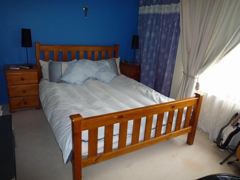 23 Salmon Gum Grove, Beechboro WA 6063