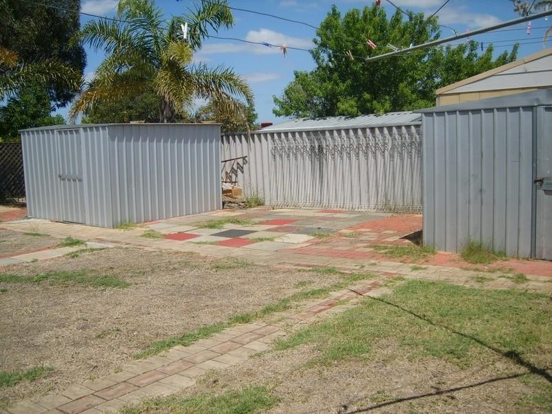 23 Salmon Gum Grove, Beechboro WA 6063