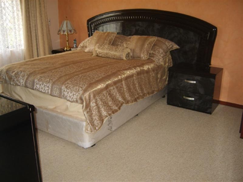 10 Sydenham Street, Dianella WA 6059