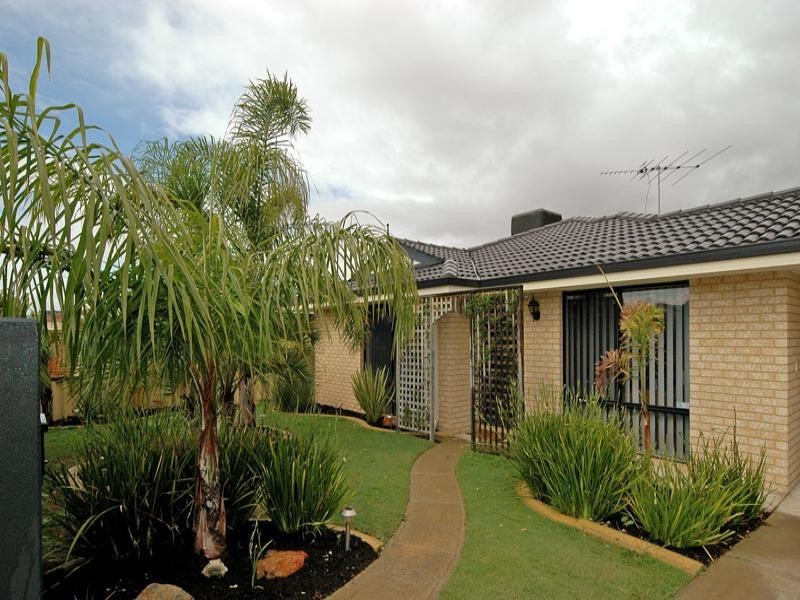 35 Mitra Loop, Beechboro WA 6063