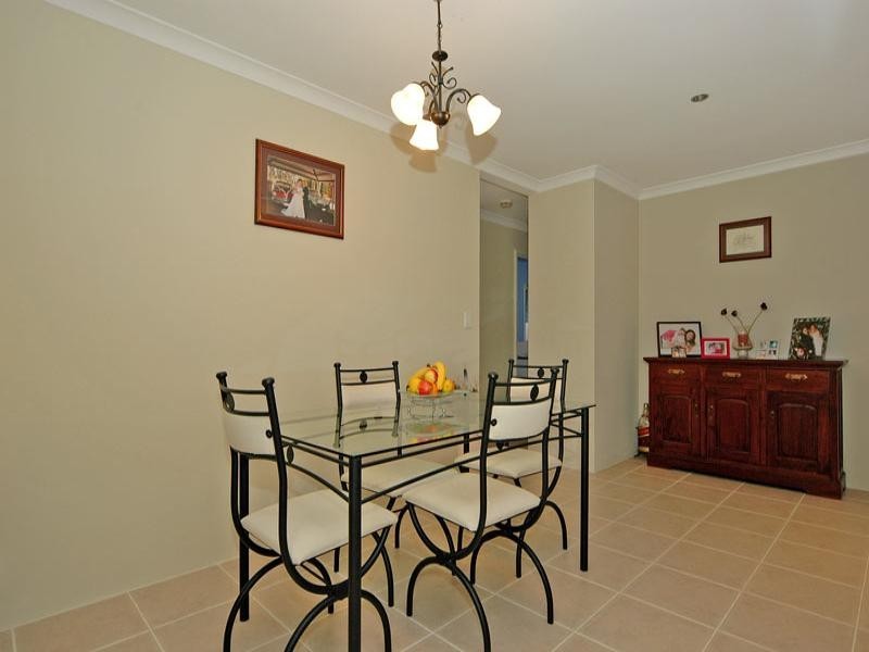 35 Mitra Loop, Beechboro WA 6063