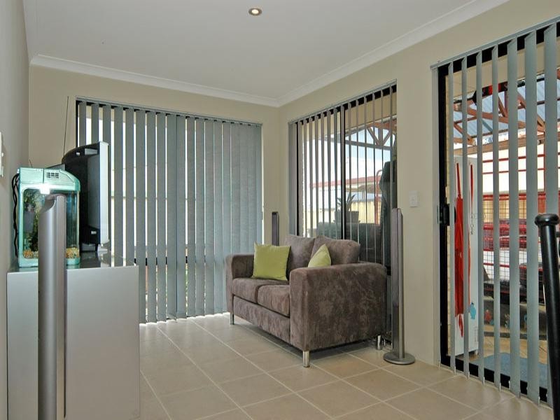 35 Mitra Loop, Beechboro WA 6063