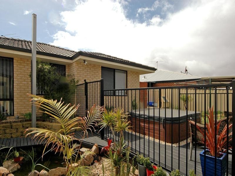 35 Mitra Loop, Beechboro WA 6063