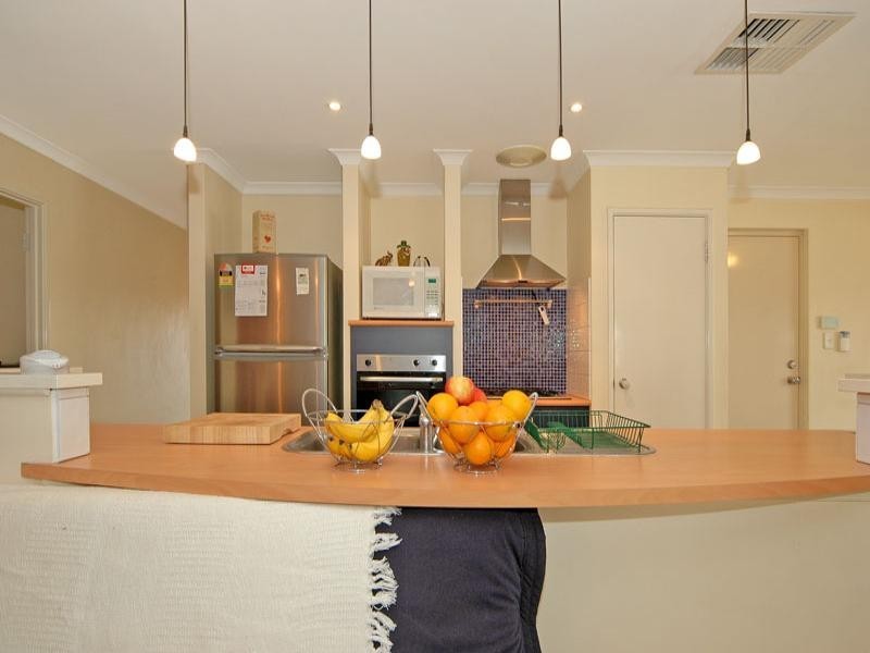 327 Bennett Springs Drive, Beechboro WA 6063