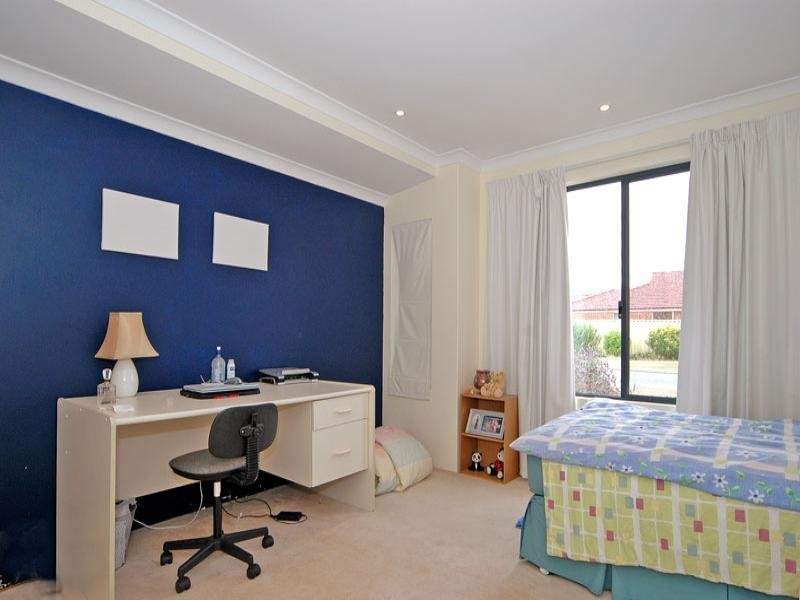 327 Bennett Springs Drive, Beechboro WA 6063