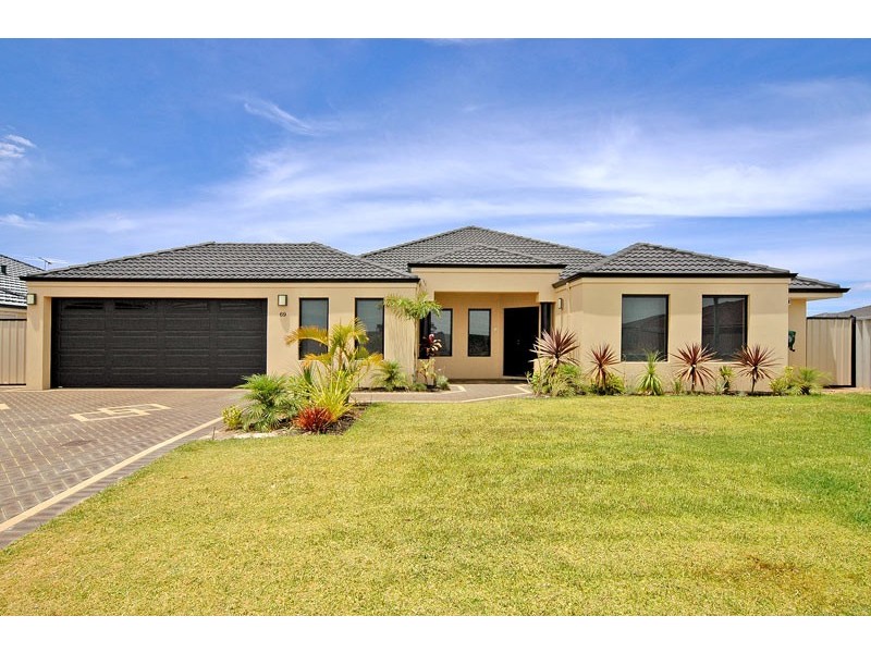 69 Bridgeman Drive, Beechboro WA 6063