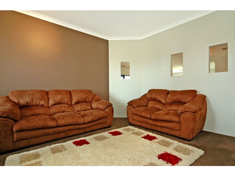 69 Bridgeman Drive, Beechboro WA 6063