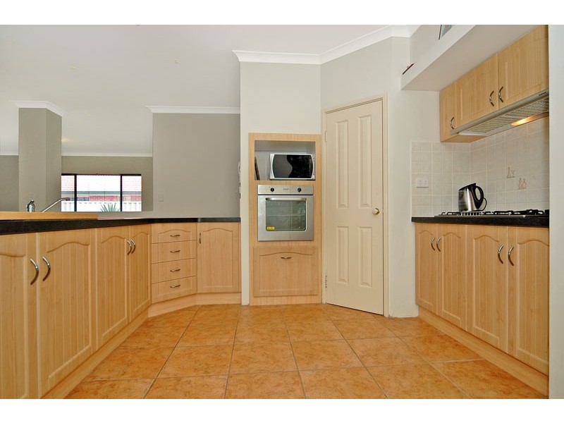 69 Bridgeman Drive, Beechboro WA 6063