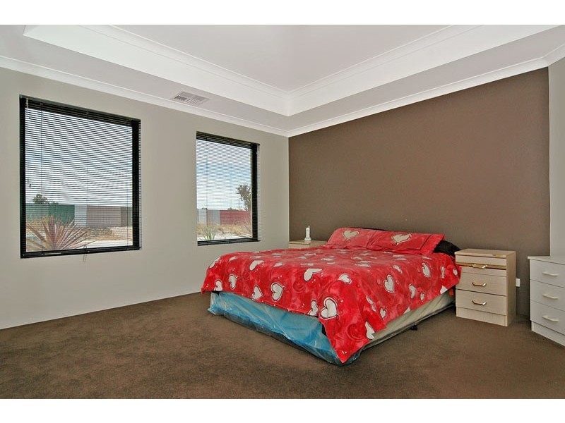 69 Bridgeman Drive, Beechboro WA 6063