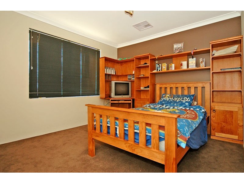 69 Bridgeman Drive, Beechboro WA 6063