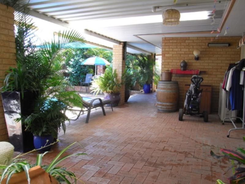 16 Lena Crescent, Beechboro WA 6063