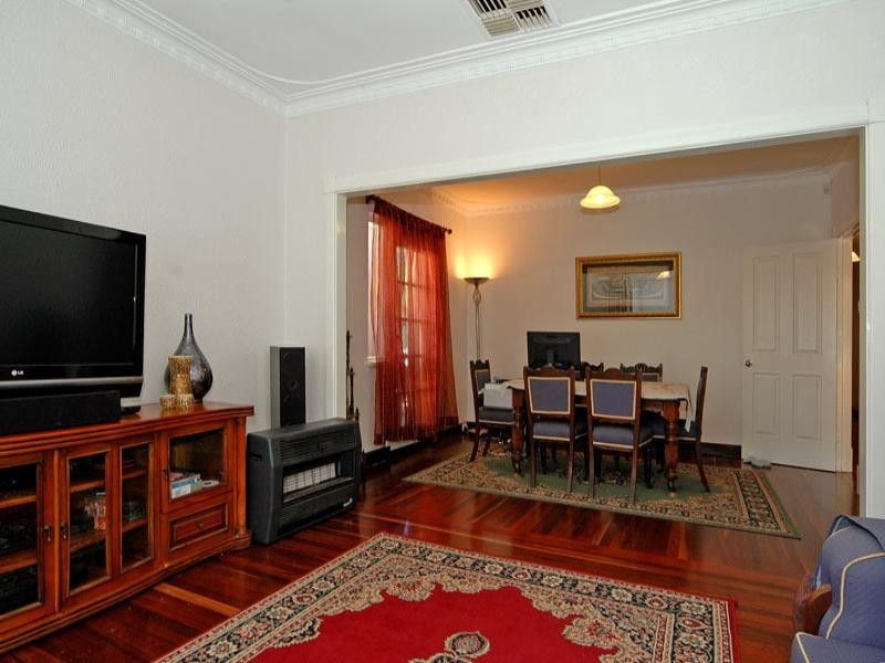 1/67 Walpole Street, St James WA 6102