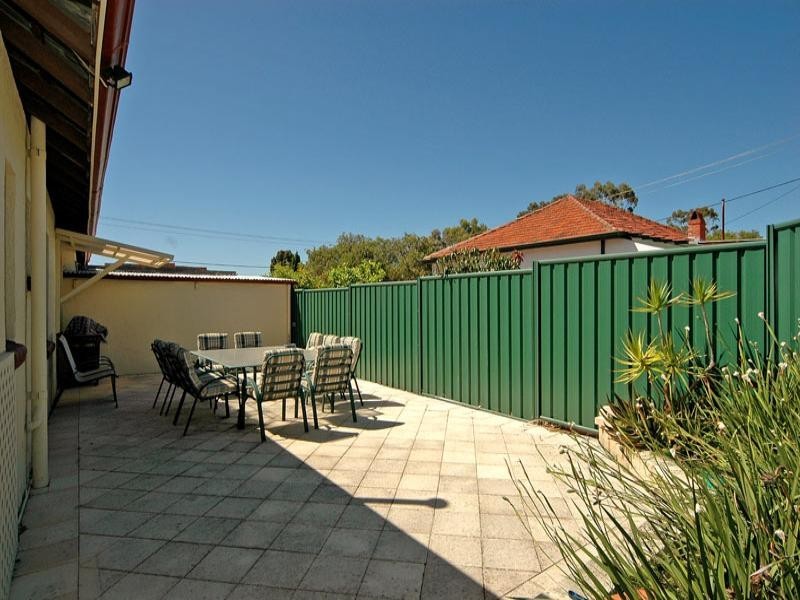 1/67 Walpole Street, St James WA 6102