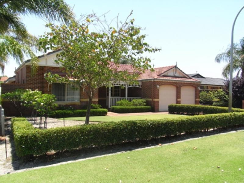 43 Northmoor Road, Eden Hill WA 6054