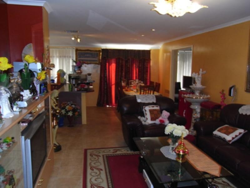 51 Wintergreen Drive, Beechboro WA 6063