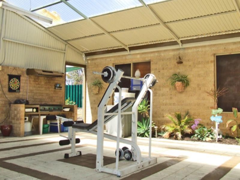 10 Mekong Place, Beechboro WA 6063