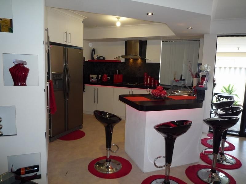 26 Turnstone Gld, Beechboro WA 6063