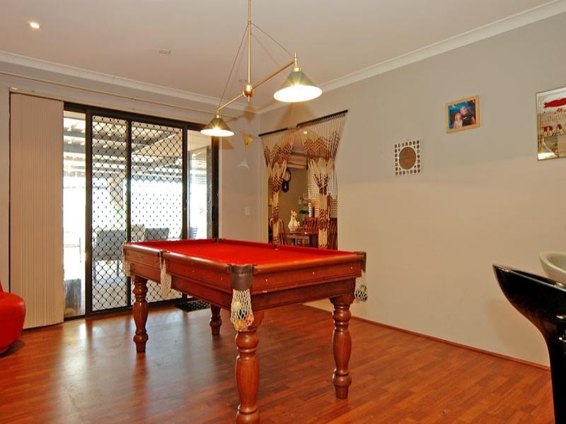 26 Rhine Crescent, Beechboro WA 6063