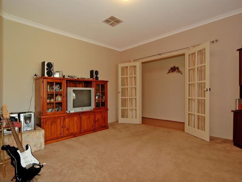 5 Carew Vista, Ellenbrook WA 6069