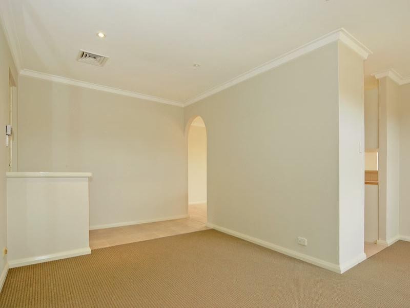 18 Camm Place, Beechboro WA 6063