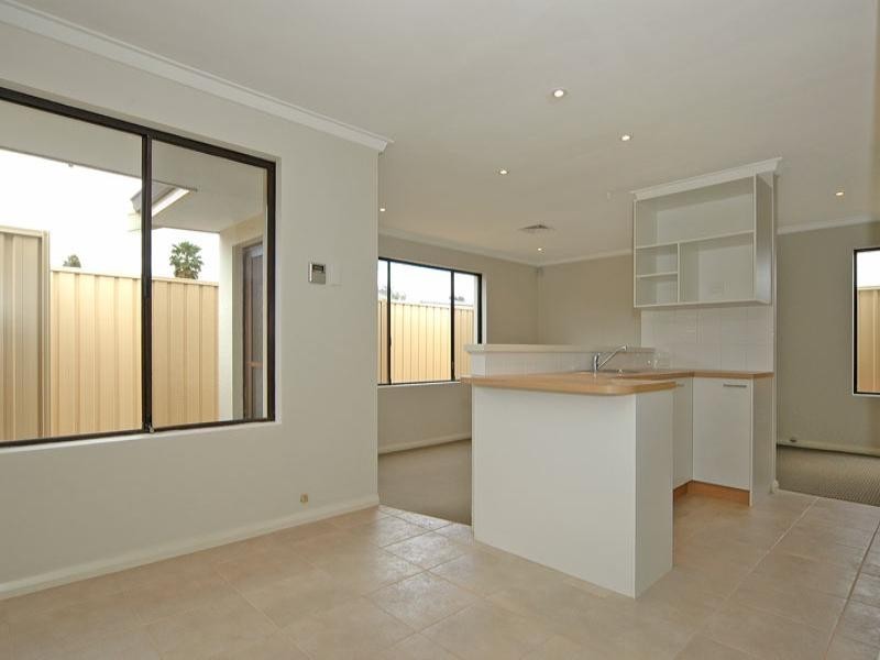 18 Camm Place, Beechboro WA 6063