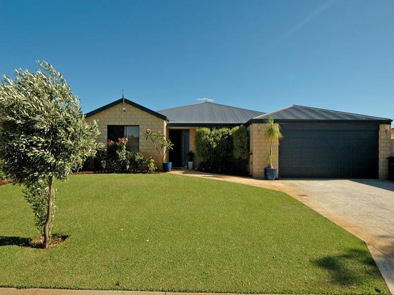 4 Fairywren Drive, Beechboro WA 6063