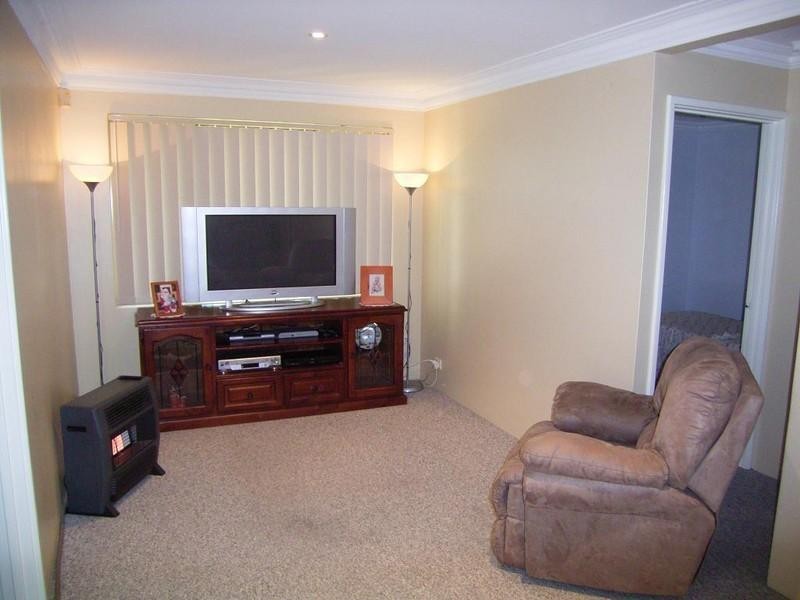 19 Tolbury Retreat, Kiara WA 6054